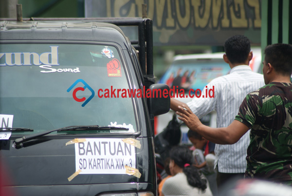 Alhamulilah bantuanpun sekan tak henti mengalir ke posko posko pengungsian.