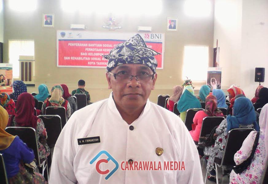 kepala dinas sosial h muhammad firmansyah