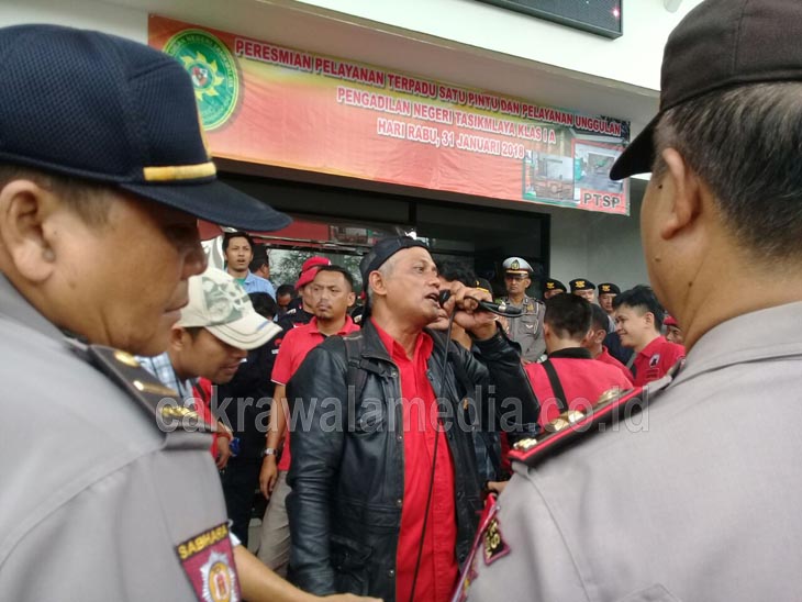 ketua dpc pdip tasikmalaya Denny Romdoni