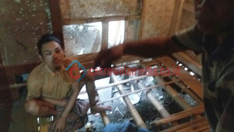 Cita-Cita Uung Ingin Sekolah,kandas dalam Pasungan