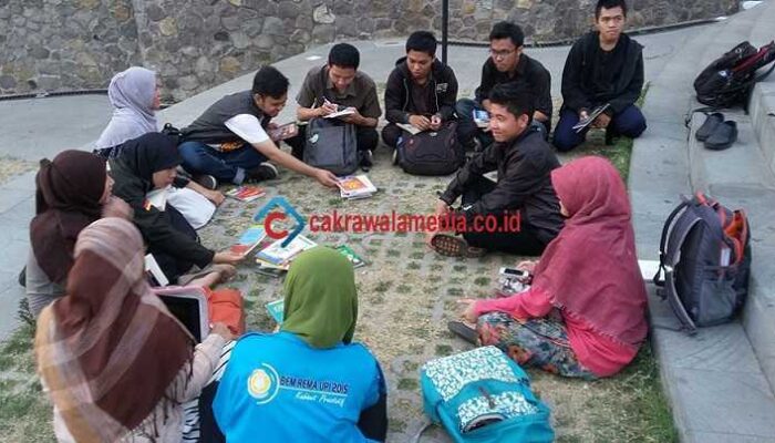 Budayakan Minat Baca di Ruang Lingkup Kampus