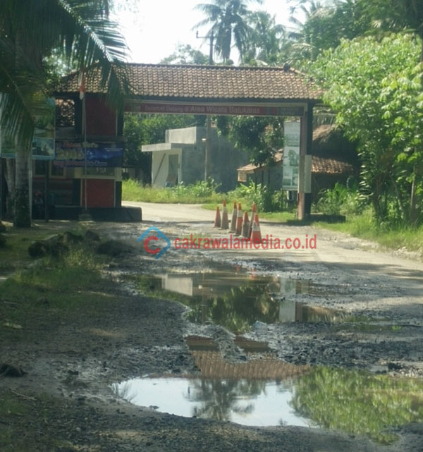Jalan OW Batukaras Rusak Parah, Wabup Minta Kadis PU Segera Lakukan Perbaikan