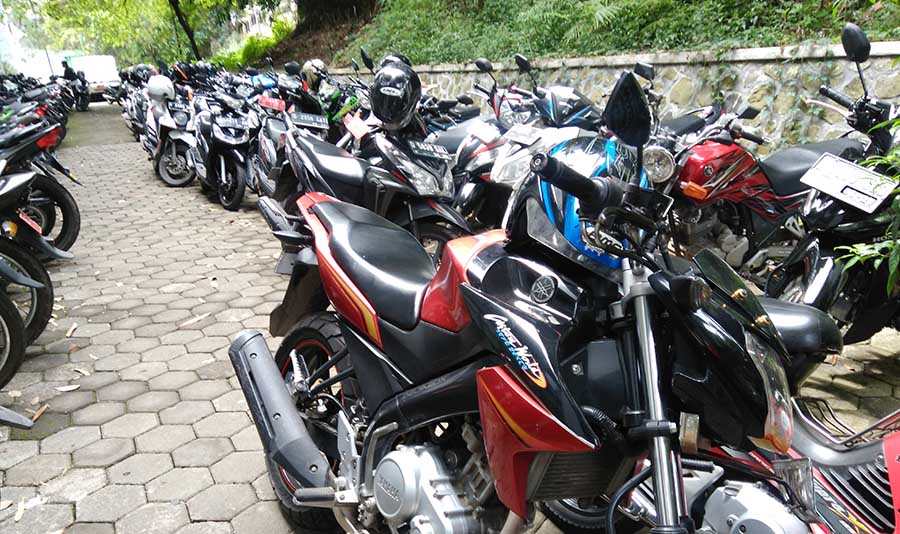 Raihan Sementara PAD Retribusi Parkir di Kota Cimahi