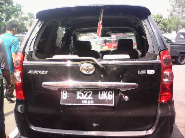 Avanza Curian Seret Dua Pemotor Sejauh 15 Meter
