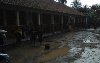 Banjir Bandang di Pangandaran, Rusak Fasilitas Sekolah