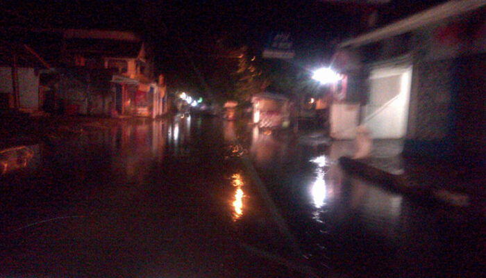 Diguyur Hujan, Pangandaran Tergenang Banjir Cileuncang Setinggi 30 CM