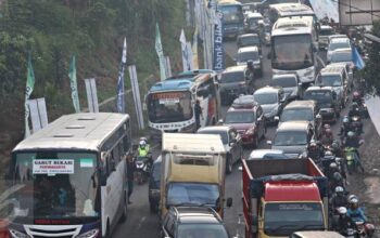 Disergap Macet Parah, Perjalanan Bandung – Banjar Ditempuh 7 Jam
