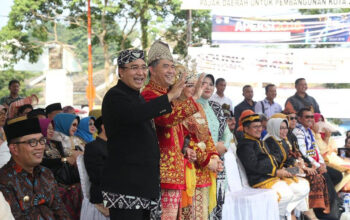 Kota Tasikmalaya Meriahkan Pawai Budaya Munas V Apeksi