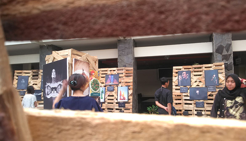 Mahasiswa Stikom Gelar Pameran Foto Bertema Hall of Frame