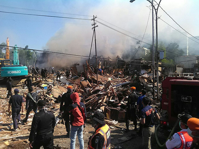 PT. KAI AkanTertibkan Lagi Bangunan Liar
