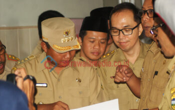 Wacana DAU Tak Dibayarkan, Bupati UU Meradang , Sekda ” Gaji PNS Aman Tenang Aja “