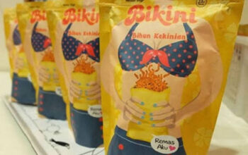 Camilan Merk Bikini Bikin Heboh