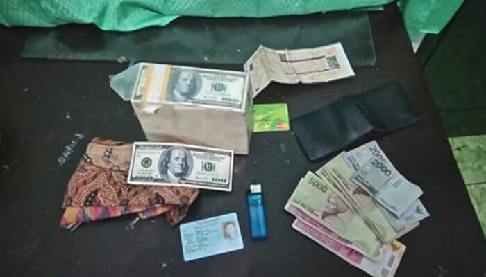 Bravo ! Prajurit TNI Ungkap Uang Palsu Dollar Amerika Berjumlah Miliaran Rupiah