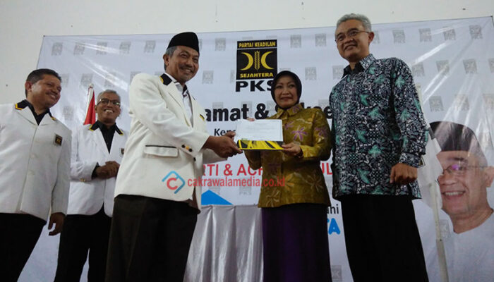2 SK Partai Dikantongi Duet Atty-Azul di Pilkada Kota Cimahi 2017