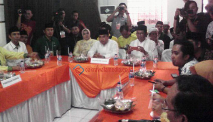 Budi-Yusuf Mendaftarkan Diri, KPU Periksa Berkas Super Cepat