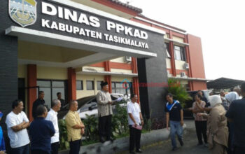 Panik Disidak Bupati , PNS di DPKAD Kab Tasikmalaya Kocar Kacir
