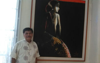 Pelukis Tiga Generasi yang Berbeda Gelar Pameran, Lukisan Mojang Sunda Ditawar 25 Juta