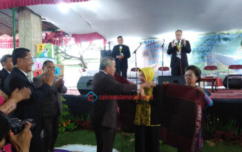 Atty Didaulat Resmikan Gereja HKBP