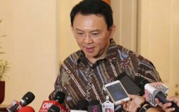 Membuat Gaduh, Ahok Akhirnya Minta Maaf