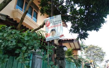 Akhirnya, Panwaslu Bersihkan Alat Sosialisasi Sebelum Penetapan