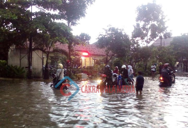 Banjir Terjang Kawasan Bandung Timur