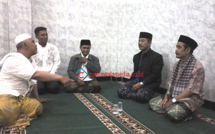Dede Ajak Masyarakat Makmurkan Masjid