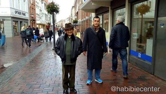 Kabar BJ Habibie Meninggal Dunia Menyebar di Medsos, Ternyata Beliau Sedang di Jerman