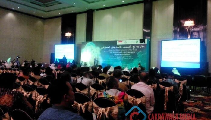 Kuwait Donasi Al-Quran Braile di Jawa Barat