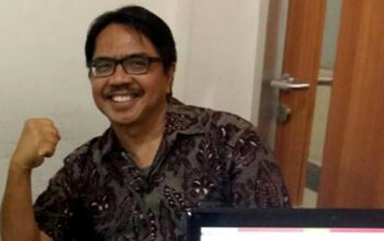 Tantangan Mubahalahnya Direspons Alumnus UI, Ade Armando Berkelit