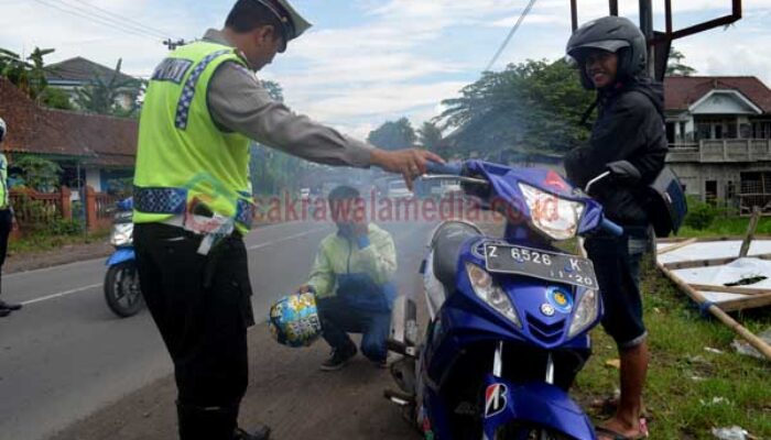 Hari ke 3 Operasi Zebra , 25 Pengguna Knalpot Bising Ditindak Polisi !