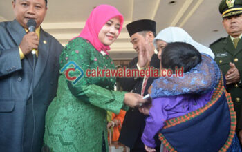 Derita Dede dan Kasih Sayang Bunda ..