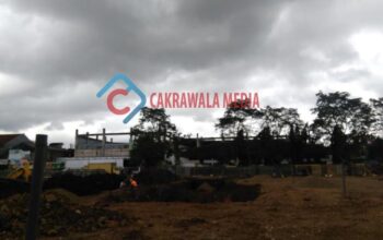 Bola Liar Pembangunan Tahap Kedua Pasar Atas Baru