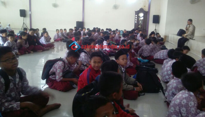 Doa Santri Tasik untuk Aceh