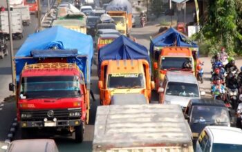 Imbauan Dishub Jabar Soal Larangan Truk Beroperasi