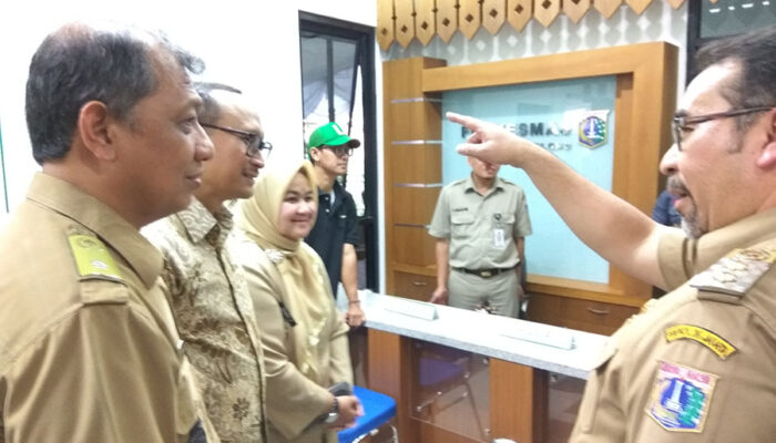 Jakpro Serahkan Puskesmas ke Pemprov