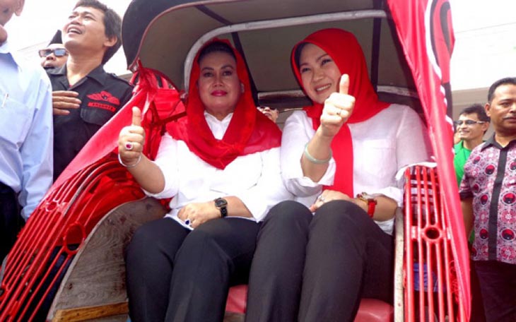 Operasi Tangkap Tangan Bupati Klaten Sri Hartini Oleh KPK