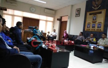 Sejumlah Warga Kelurahan Utama Cimahi Kembali Datangi Kantor DPRD
