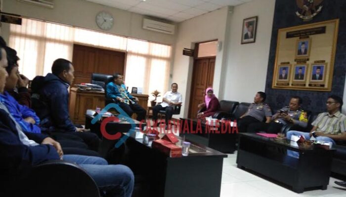 Sejumlah Warga Kelurahan Utama Cimahi Kembali Datangi Kantor DPRD