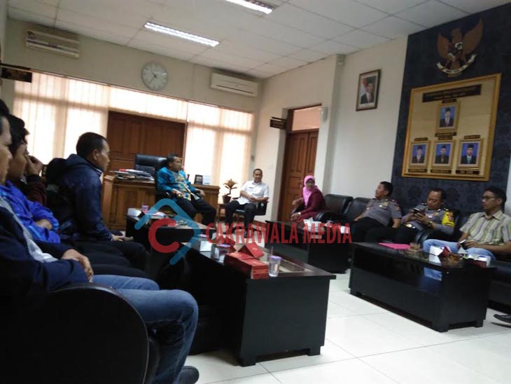 Sejumlah Warga Kelurahan Utama Cimahi Kembali Datangi Kantor DPRD