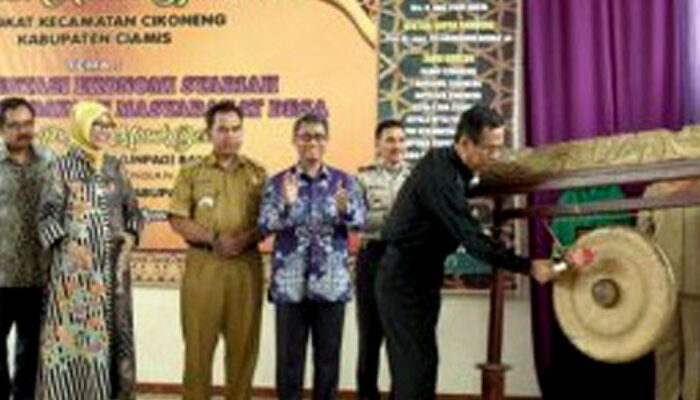 Unpad Bantu Desa di Ciamis yang Kesulitan Akses Informasi