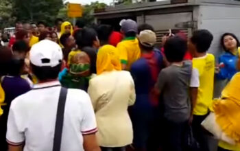 Yang Terjadi di Aksi 412; Anggota DPR dari Golkar Dipukul Temannya, Taman Rusak, dan Massa Bayaran