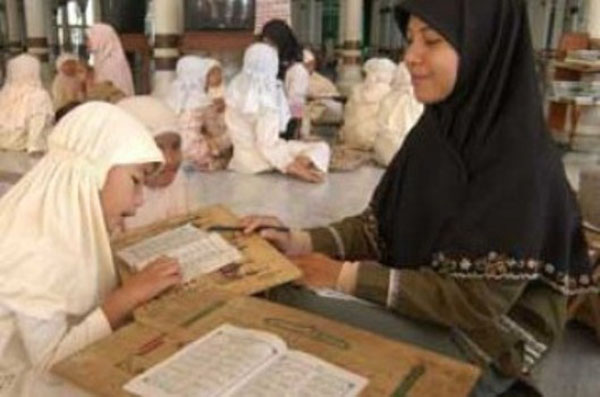 Ayo Perhatikan Kesejahteraan Guru Ngaji