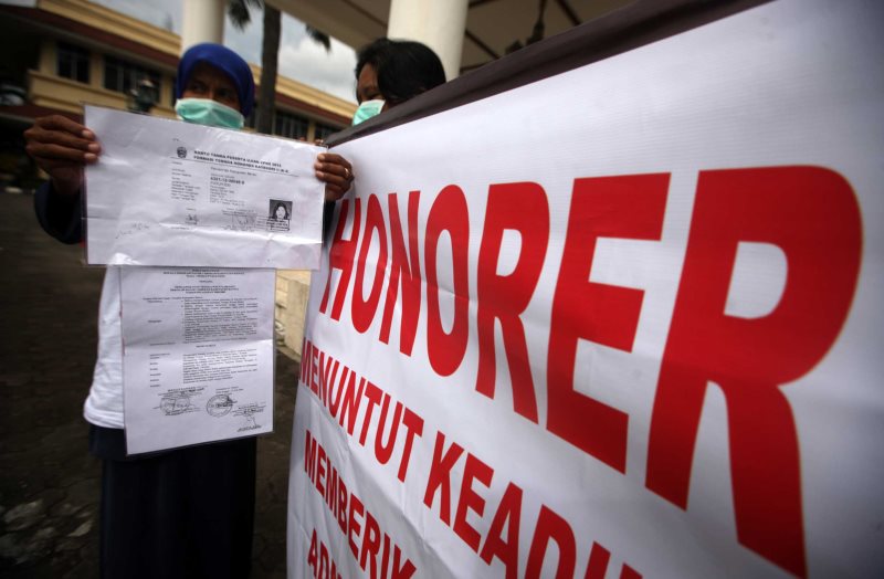 Gaji Guru Honorer Bulan Januari Telat Dibayarkan