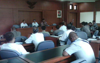 Ketua Komisi ll Minta Dinas Koperindag Lebih Berani Tindak Minimarket yang Langgar Aturan