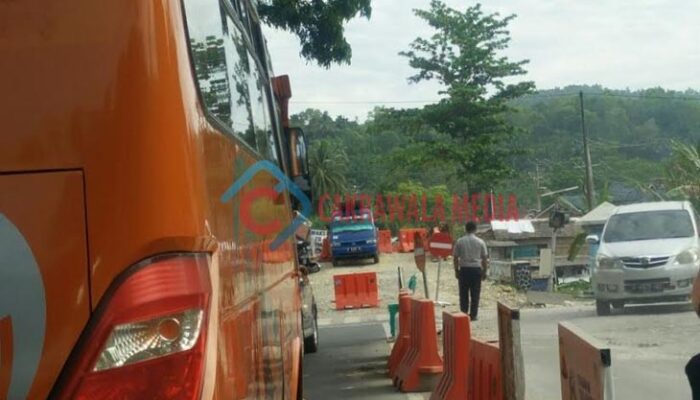 Malam Batal Dibuka, Jembatan Bailey di Putrapinggan Masih Ditutup