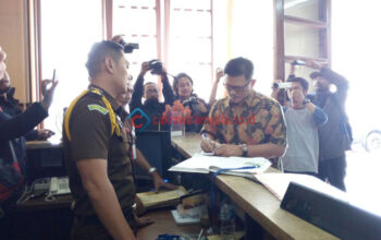 Mantan Bupati Sumedang Ade Irawan Datangi Kejati Jabar