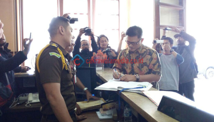 Mantan Bupati Sumedang Ade Irawan Datangi Kejati Jabar