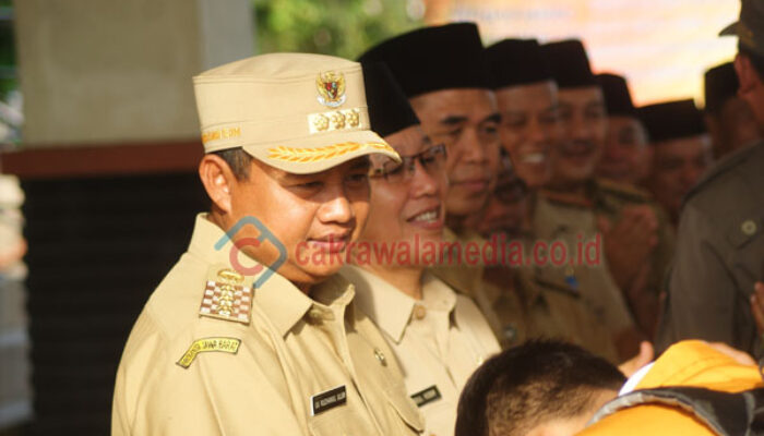 Ketua Komisi I  “ Saya Tidak Paham Tujuan Pengukuhan Pejabat Eselon versi Pak Bupati ini “