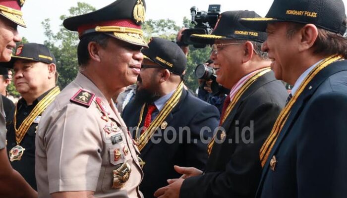 Jaga Kondusifitas di kampus, Rektor UPI Mendapat Penghargaan dari Kapolda