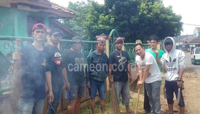 Peduli Lingkungan, Paguyuban Coerawa Gelar Bakti Sosial